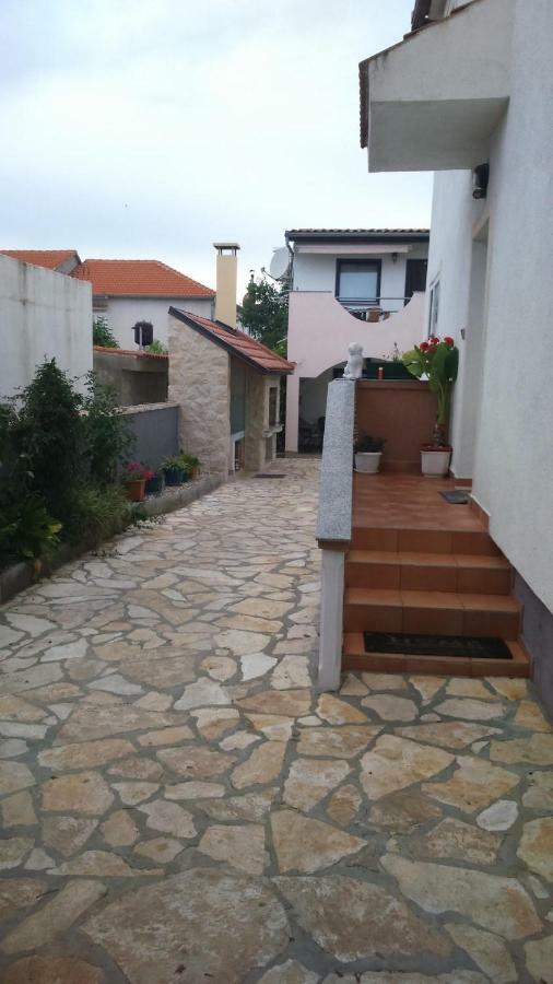 Apartments Lola Biograd Na Moru Exterior foto